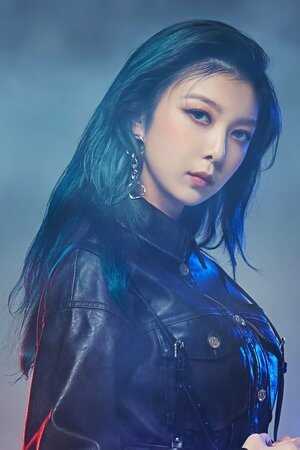 Lee Yoo-bi
