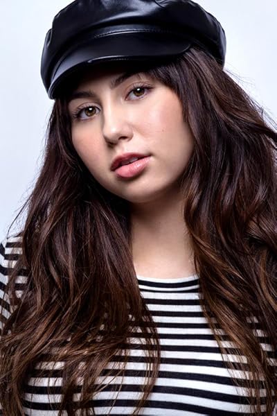 Lola Raie