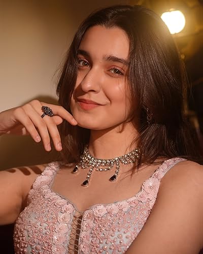 Naisha Khanna