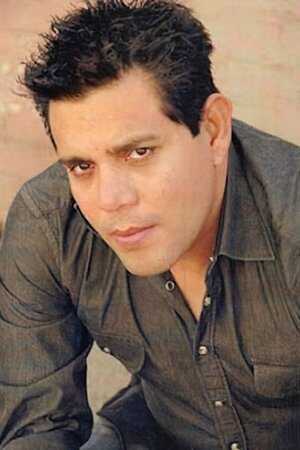 Raul Julia